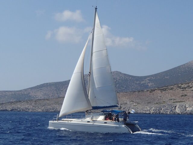 2014 Blodughadda segelt vor Astypalea