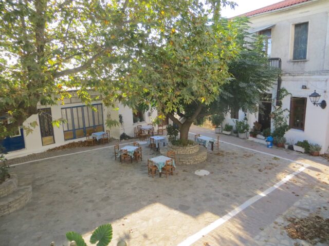 Platia in Spatharei