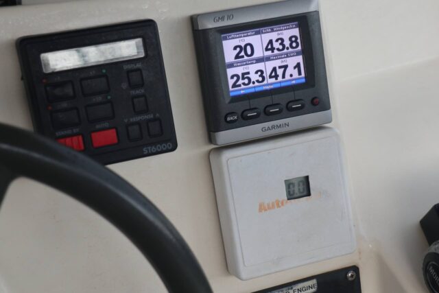 Heftiger Wind, der Maximalwert war dann noch um 1 kn mehr