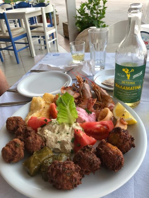 Griechische Schmankerln in Aussicht