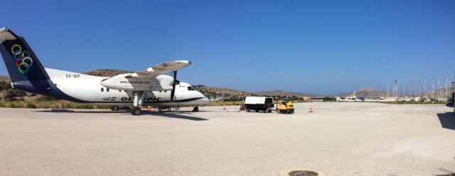 Flughafen Leros, von den Masten rechts ist einer der von Blodughadda 